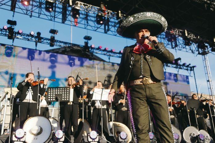vicente fernandez monumento